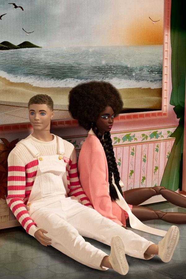 Barbie y Balmain colaboran en la primera incursión de la muñeca en el mundo de las NFT